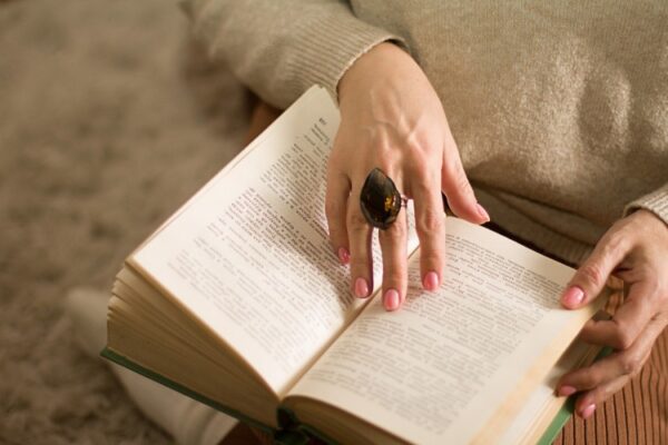 Resumen de Del amor y otros demonios, de Gabriel García Márquez